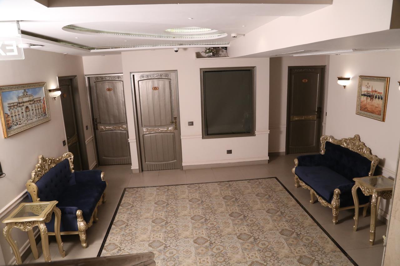Hotel Posh Chandigarh Exterior photo